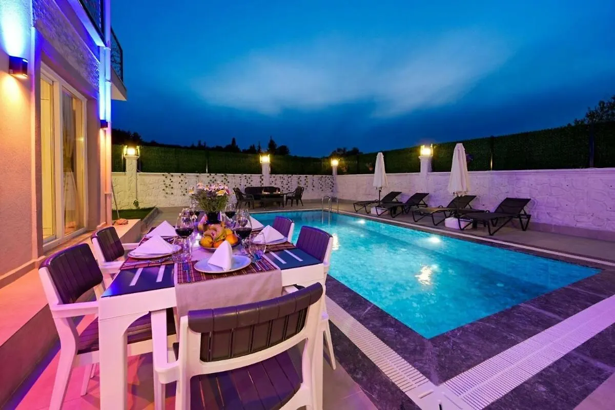 Spacious Villa For Large Families - Egeden 2 Fethiye